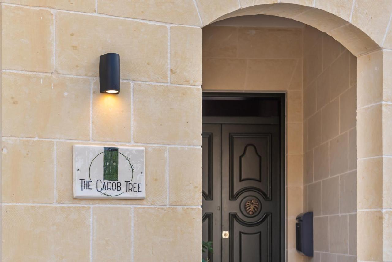 The Carob Tree Bed & Breakfast Victoria Bagian luar foto