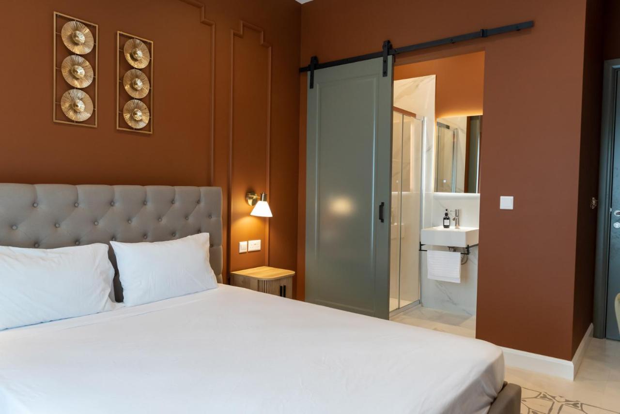 The Carob Tree Bed & Breakfast Victoria Bagian luar foto